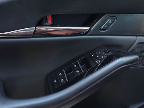 Certified 2023 MAZDA CX-30 AWD 2.5 S w/ Preferred Package image 20