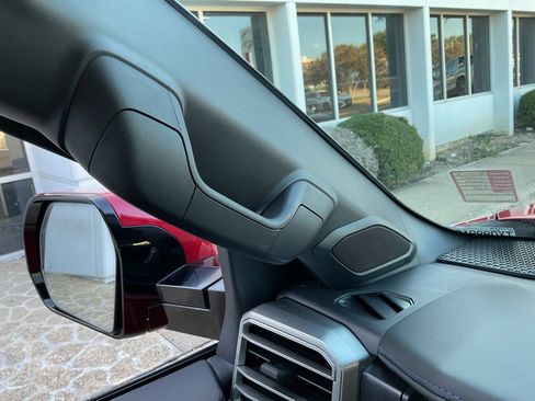 Used 2025 Toyota Tundra Platinum image 37