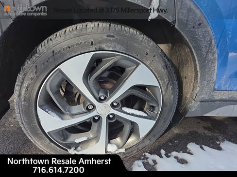 Used 2017 Hyundai Tucson Sport image 3