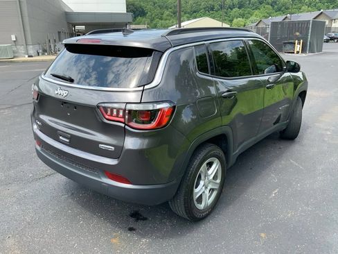 Used 2024 Jeep Compass Latitude w/ Altitude Special Edition AWD/4WD image 14