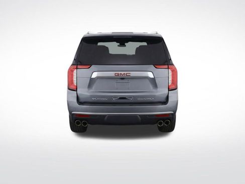 Used 2022 GMC Yukon Denali w/ Denali Premium Package AWD/4WD image 7