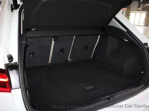 Used 2020 Audi Q3 2.0T Premium image 25