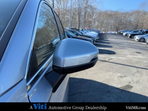 Used 2025 Honda CR-V EX-L image 11