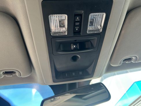 Used 2016 RAM 2500 Laramie w/ Convenience Group image 30