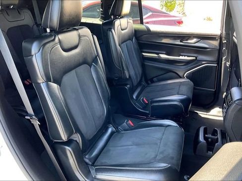 Used 2021 Jeep Grand Cherokee L Laredo AWD/4WD image 26