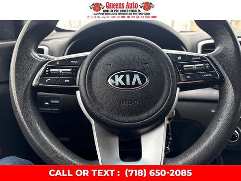 Used 2021 Kia Sportage LX image 17