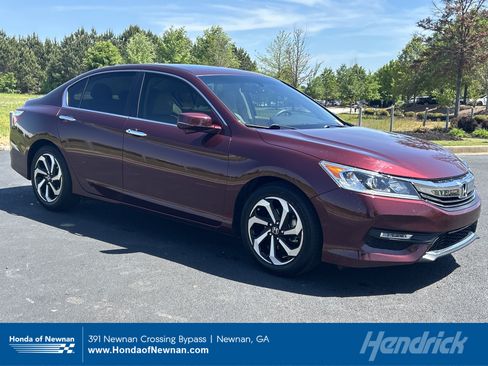 Used 2017 Honda Accord EX-L image 1