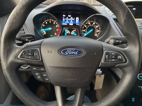 Used 2018 Ford Escape SE w/ SE Sync 3 Package image 27