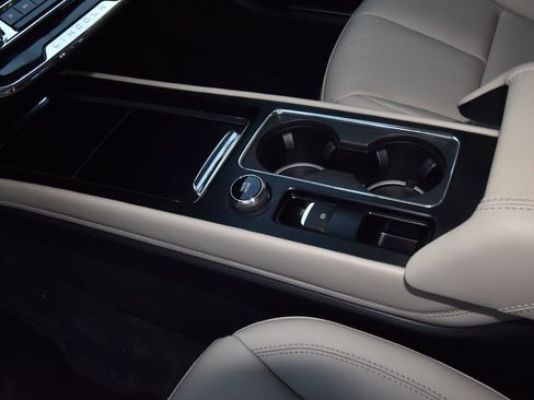 New 2026 Lincoln Corsair Premiere image 30