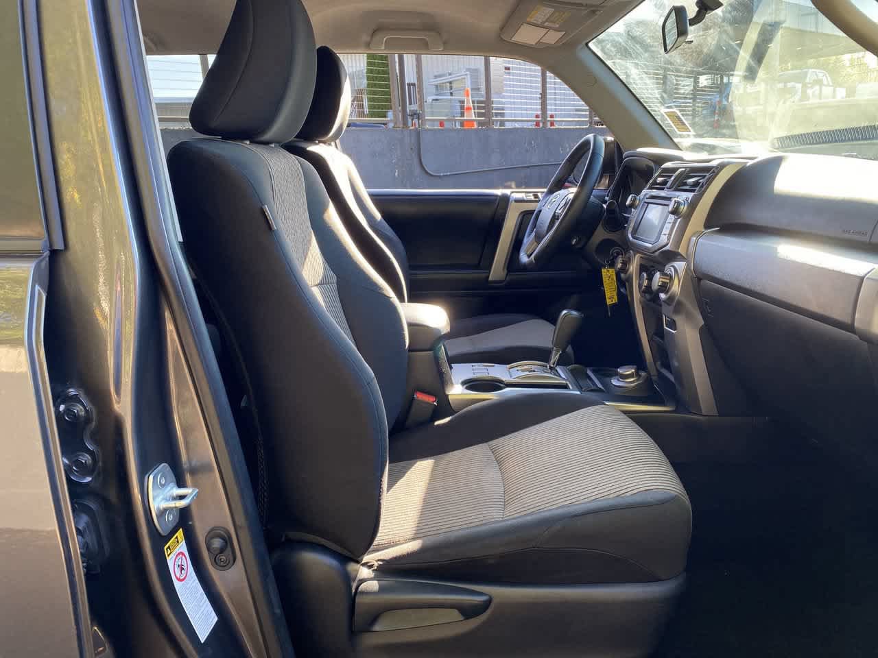 Used 2019 Toyota 4Runner SR5 AWD/4WD image 18