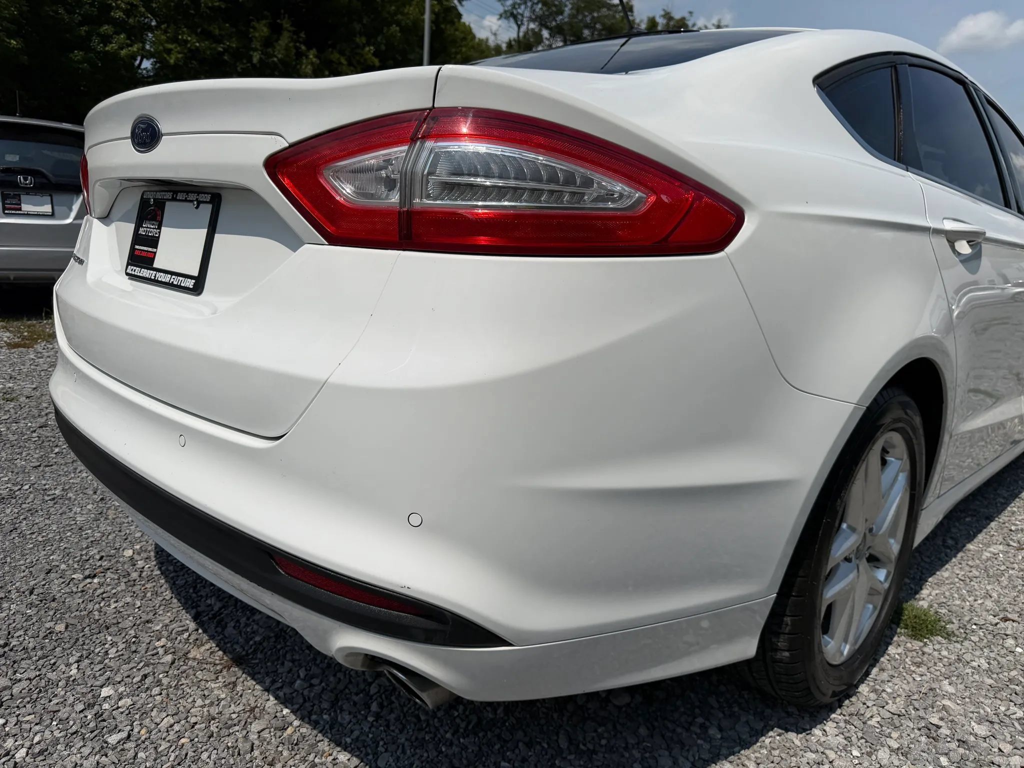 Used 2014 Ford Fusion SE FWD image 13