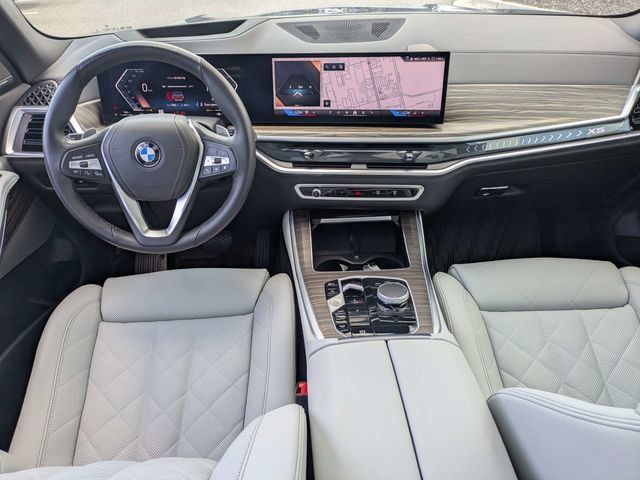 Used 2026 BMW X5 xDrive40i w/ Climate Comfort Package AWD/4WD image 17