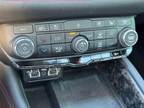 Used 2023 Dodge Durango R/T image 23