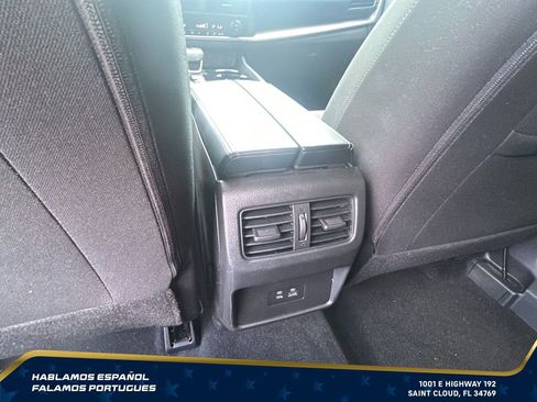 Used 2023 Nissan Rogue SV FWD image 24