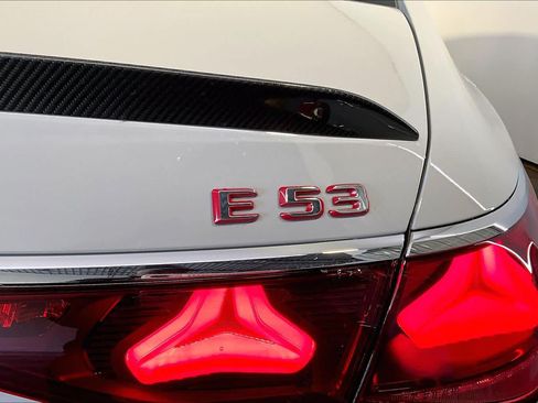 New 2026 Mercedes-Benz E 53 AMG e 4MATIC Sedan image 6