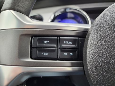 Used 2011 Ford Mustang GT Premium w/ Security Pkg RWD image 18
