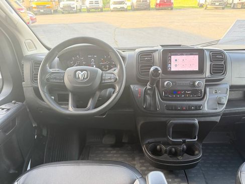Used 2024 RAM ProMaster 2500 w/ Convenience Group FWD image 14