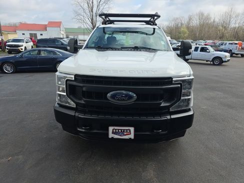 Used 2020 Ford F250 XL w/ Power Equipment Group image 3