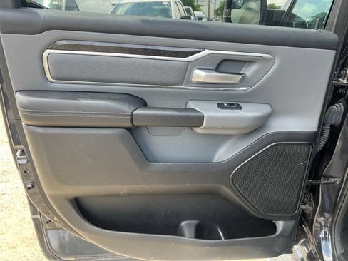 Used 2019 RAM 1500 Big Horn AWD/4WD image 9