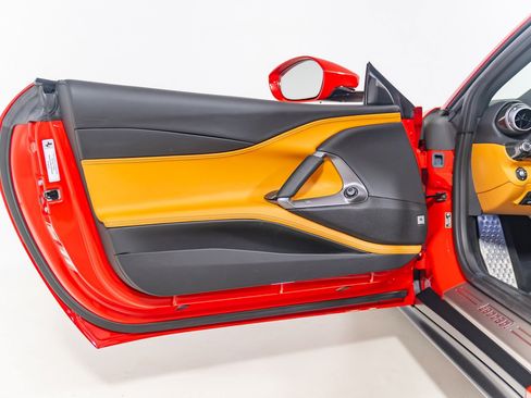 Certified 2023 Ferrari 812 GTS RWD image 26