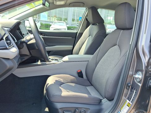 Certified 2023 Toyota Camry LE image 14