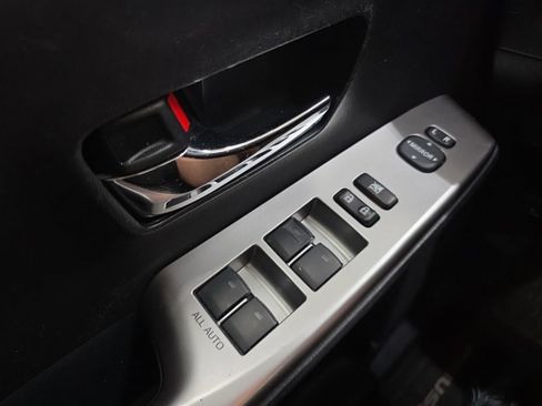 Used 2015 Toyota Prius V Five image 25