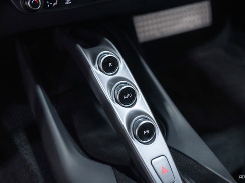 Used 2018 Ferrari 812 Superfast image 30