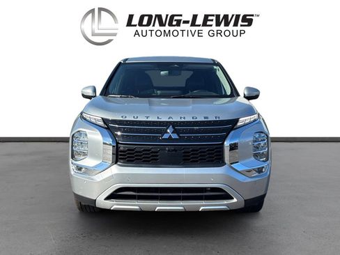Used 2023 Mitsubishi Outlander SE image 11