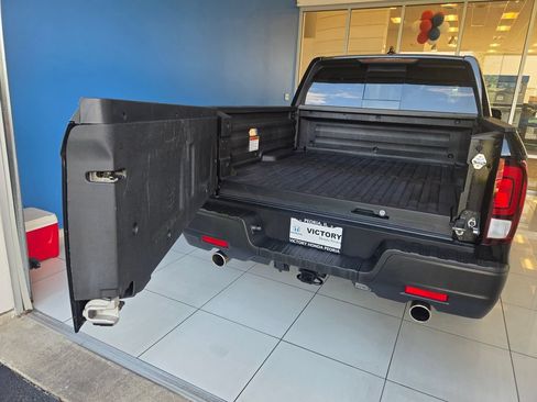 Used 2023 Honda Ridgeline RTL image 10