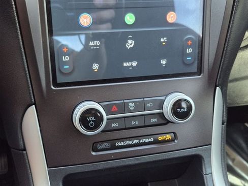 Used 2021 Ford Edge SE AWD/4WD image 15