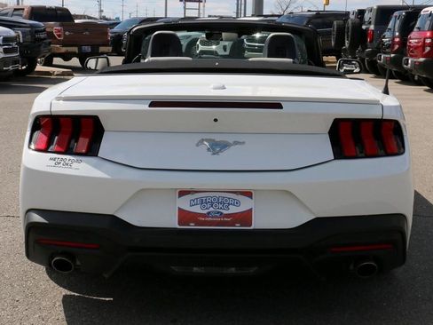 Used 2024 Ford Mustang Premium image 6