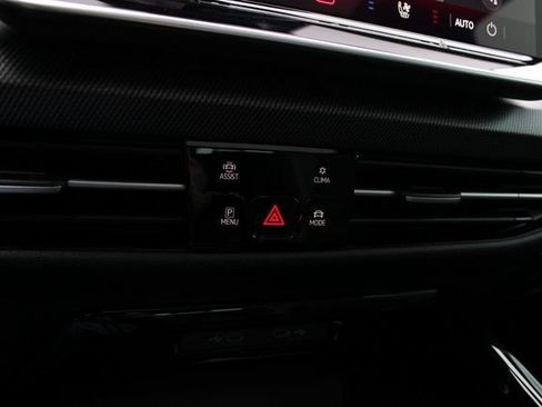 New 2026 Volkswagen GTI SE FWD image 12