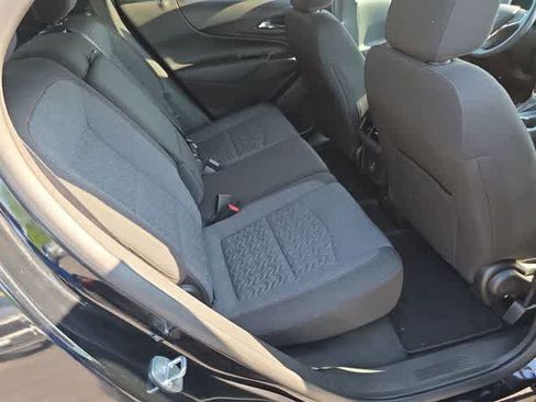 Used 2023 Chevrolet Equinox LT AWD/4WD image 18