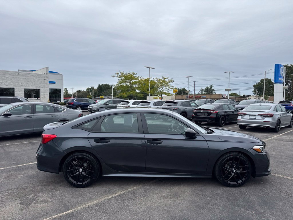Certified 2024 Honda Civic Sport image 3