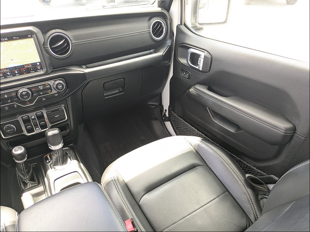 Used 2022 Jeep Gladiator Overland w/ Popular Equipment Package AWD/4WD image 19