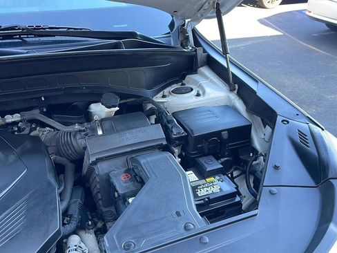 Used 2020 Kia Telluride S w/ S 8 Passenger Seating Package image 33