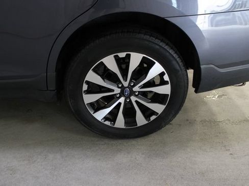 Used 2016 Subaru Outback 2.5i Limited AWD/4WD image 37