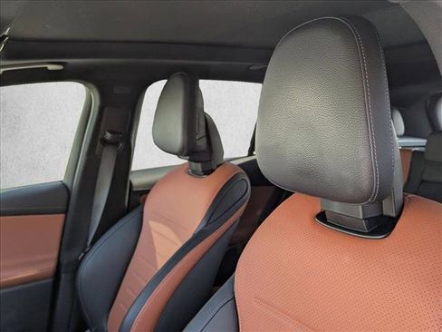 Used 2024 Mercedes-Benz GLC 300 4MATIC w/ AMG Line image 14