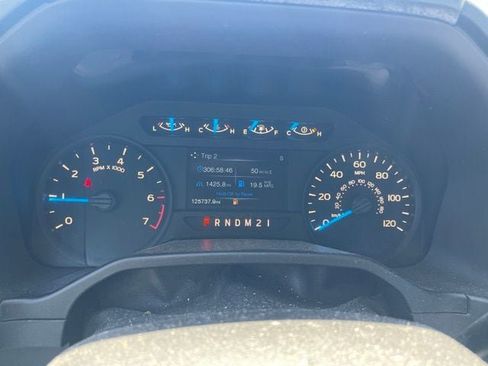 Used 2017 Ford F150 XL w/ Equipment Group 101A Mid RWD image 14