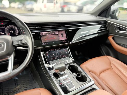 Used 2019 Audi Q8 Premium Plus AWD/4WD image 20