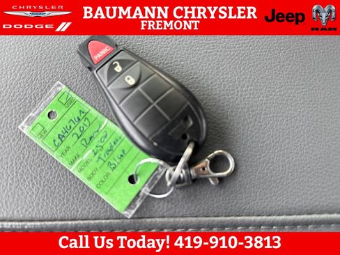 Used 2017 RAM 2500 Tradesman w/ Chrome Appearance Group AWD/4WD image 28
