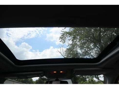 Used 2014 Subaru Forester 2.5i Premium w/ All-Weather Package AWD/4WD image 7