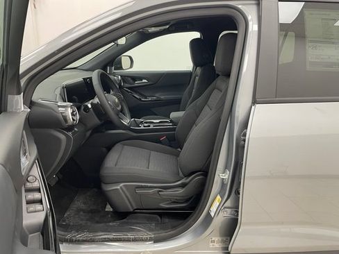 New 2026 Chevrolet Equinox LT AWD/4WD image 8