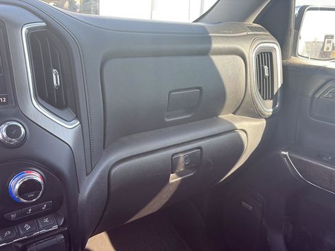 Used 2021 GMC Sierra 1500 Denali w/ Denali Ultimate Package image 16