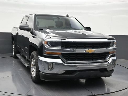 Used 2017 Chevrolet Silverado 1500 LT w/ All Star Edition RWD image 8