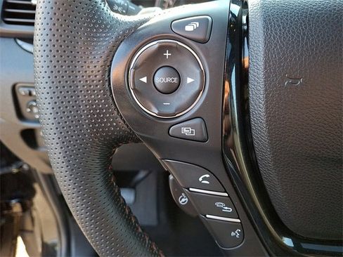 Certified 2022 Honda Ridgeline Black Edition image 22