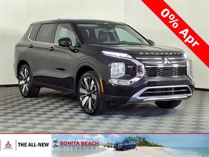 New 2025 Mitsubishi Outlander SE