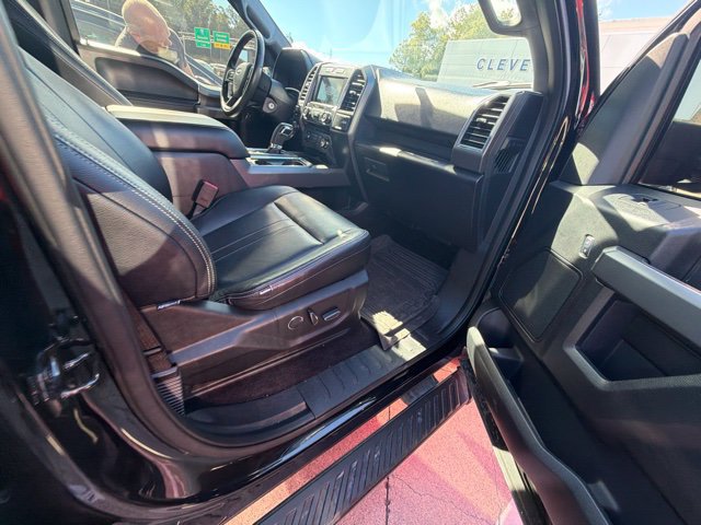 Used 2017 Ford F150 XLT w/ Equipment Group 302A Luxury AWD/4WD image 12