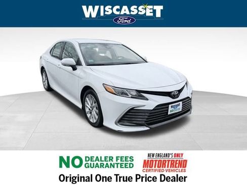 Used 2023 Toyota Camry LE image 1