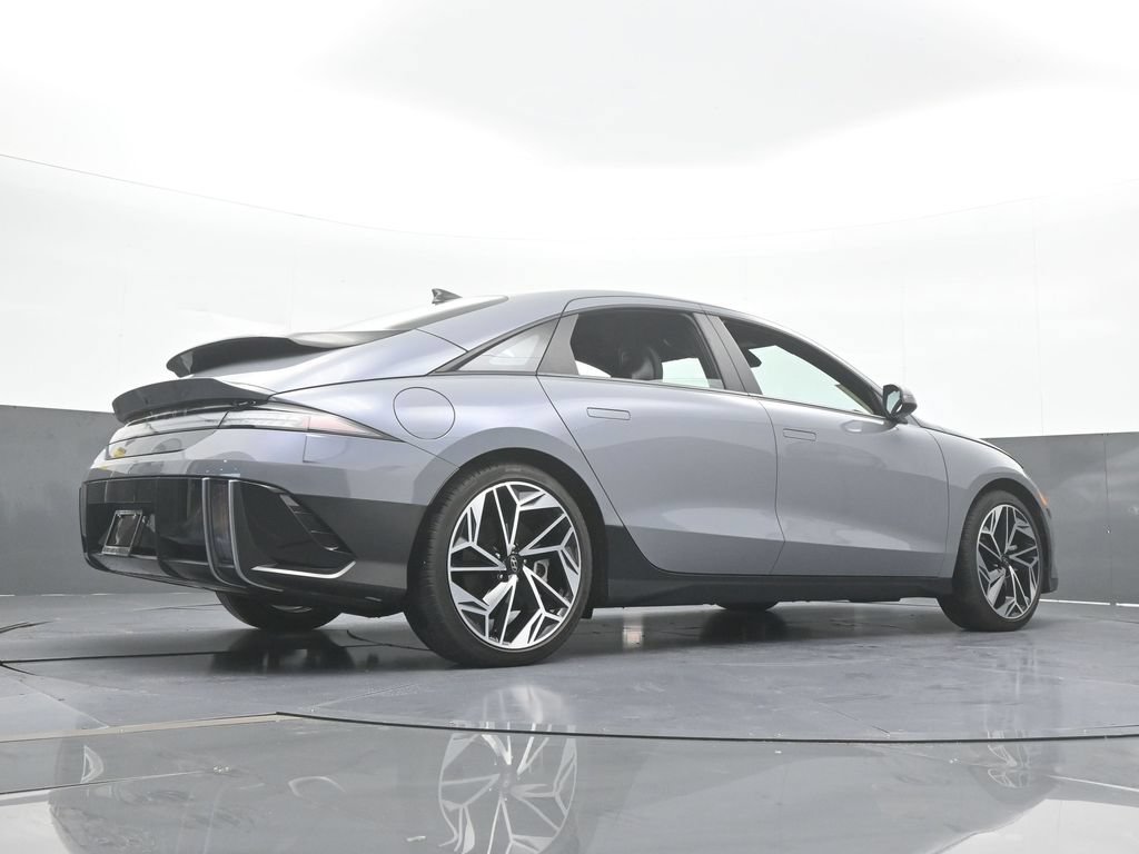Used 2025 Hyundai Ioniq 6 SEL RWD image 58